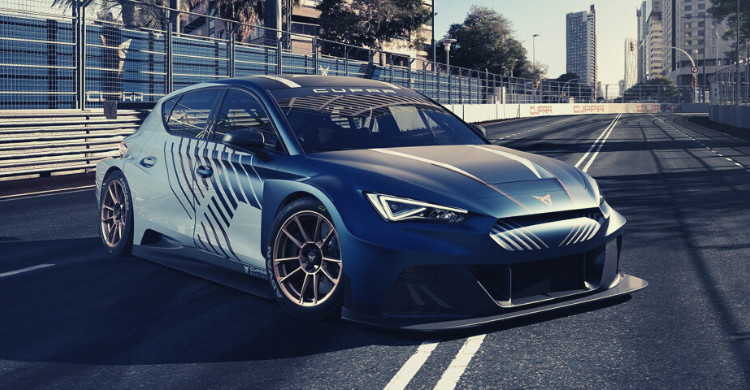 CUPRA se stala prvním vítězem závodu cestovních elektromobilů na světě.